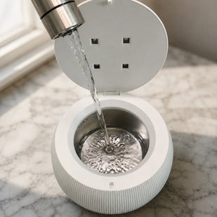 Pour